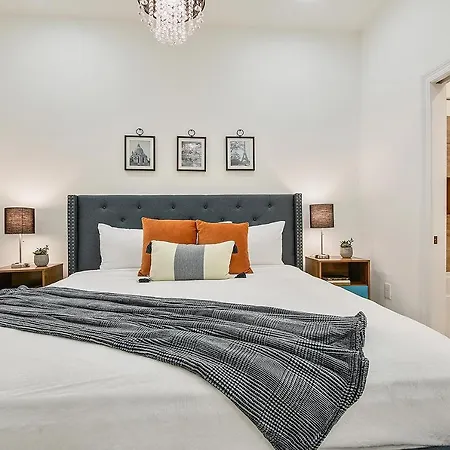 New Orleans 3Bd Rental / 6 Guests / Phenomenal Location